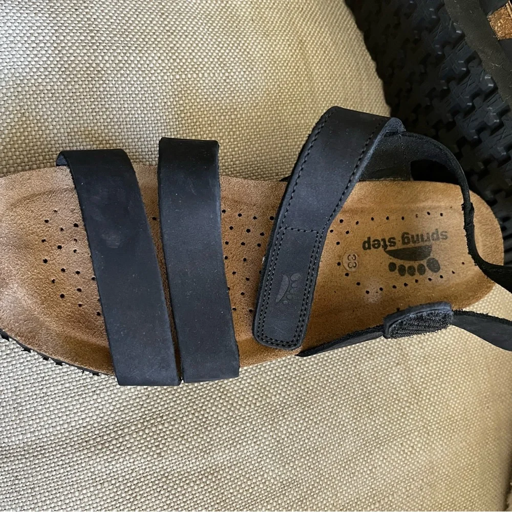 Spring Step sandals. - Picture 3 of 8